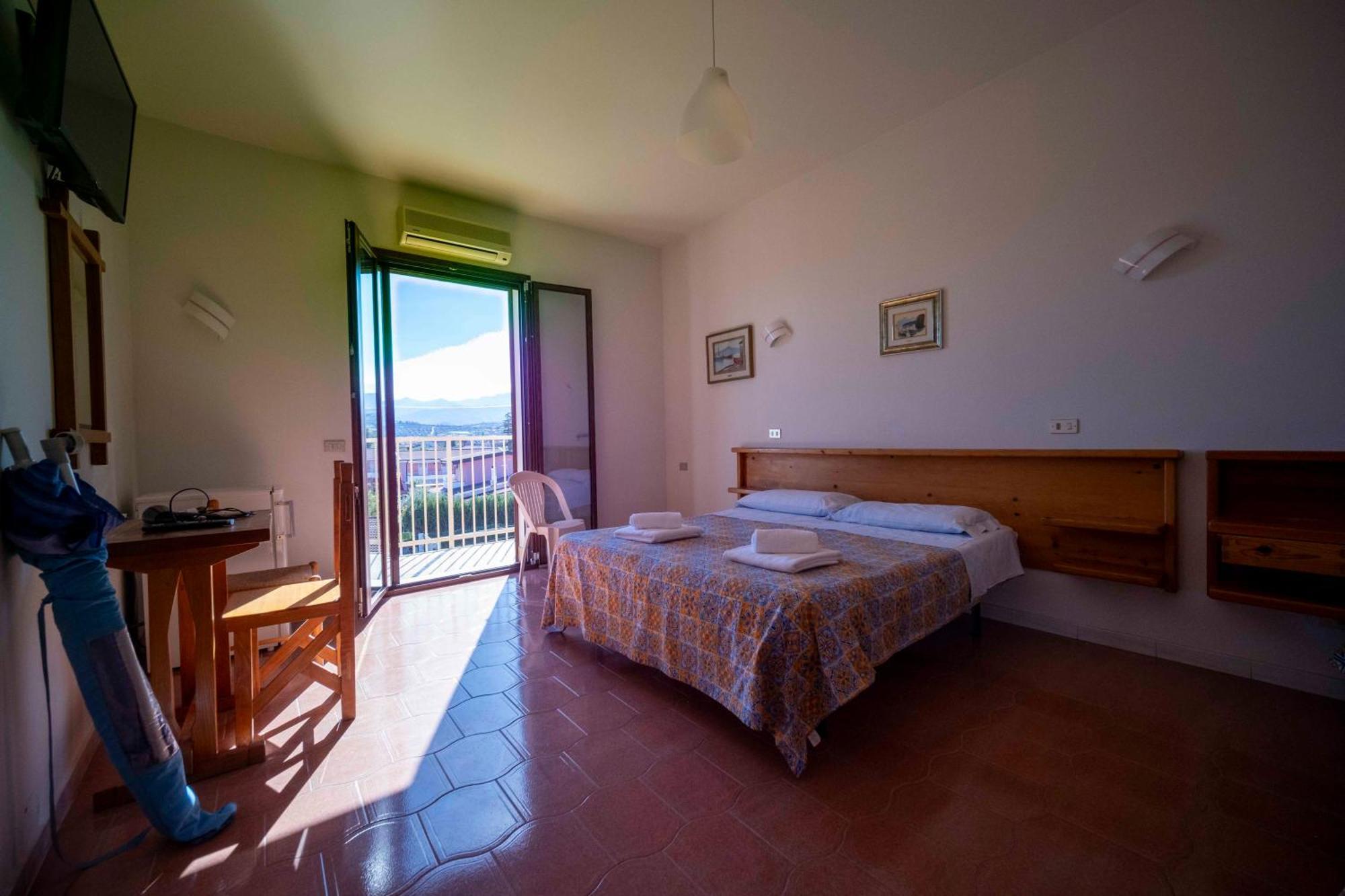 Hotel-Pensione 4 Stagioni 法尔科内 外观 照片