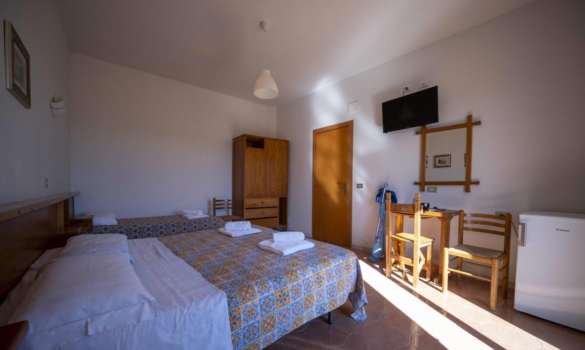 Hotel-Pensione 4 Stagioni 法尔科内 外观 照片
